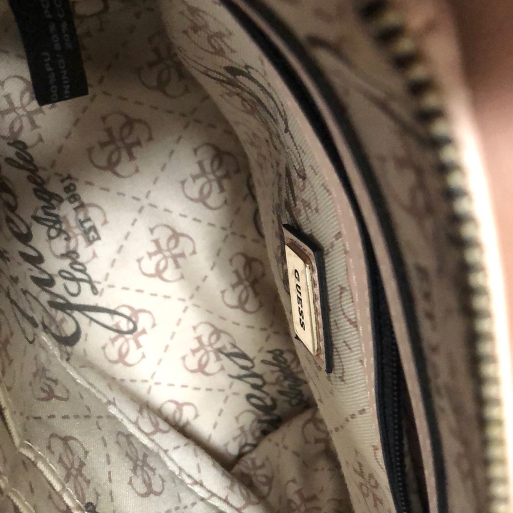 Purse - Picture 2 of 2